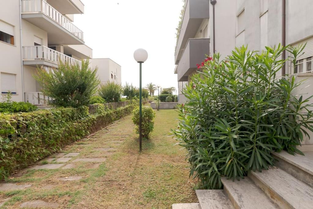 Appartamento Incantevole 2 Fronte Mare Villa Rosa Di Martinsicuro 외부 사진